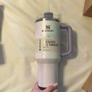 Stanley 40oz Quencher Watercolor in “Dusk” Lavender